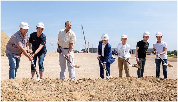 Ground-breaking Ceremony for Corrugated Sheetfeeder Plant in Germany